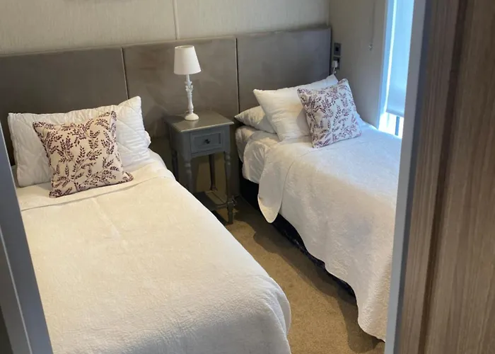 Brightwater Lodge